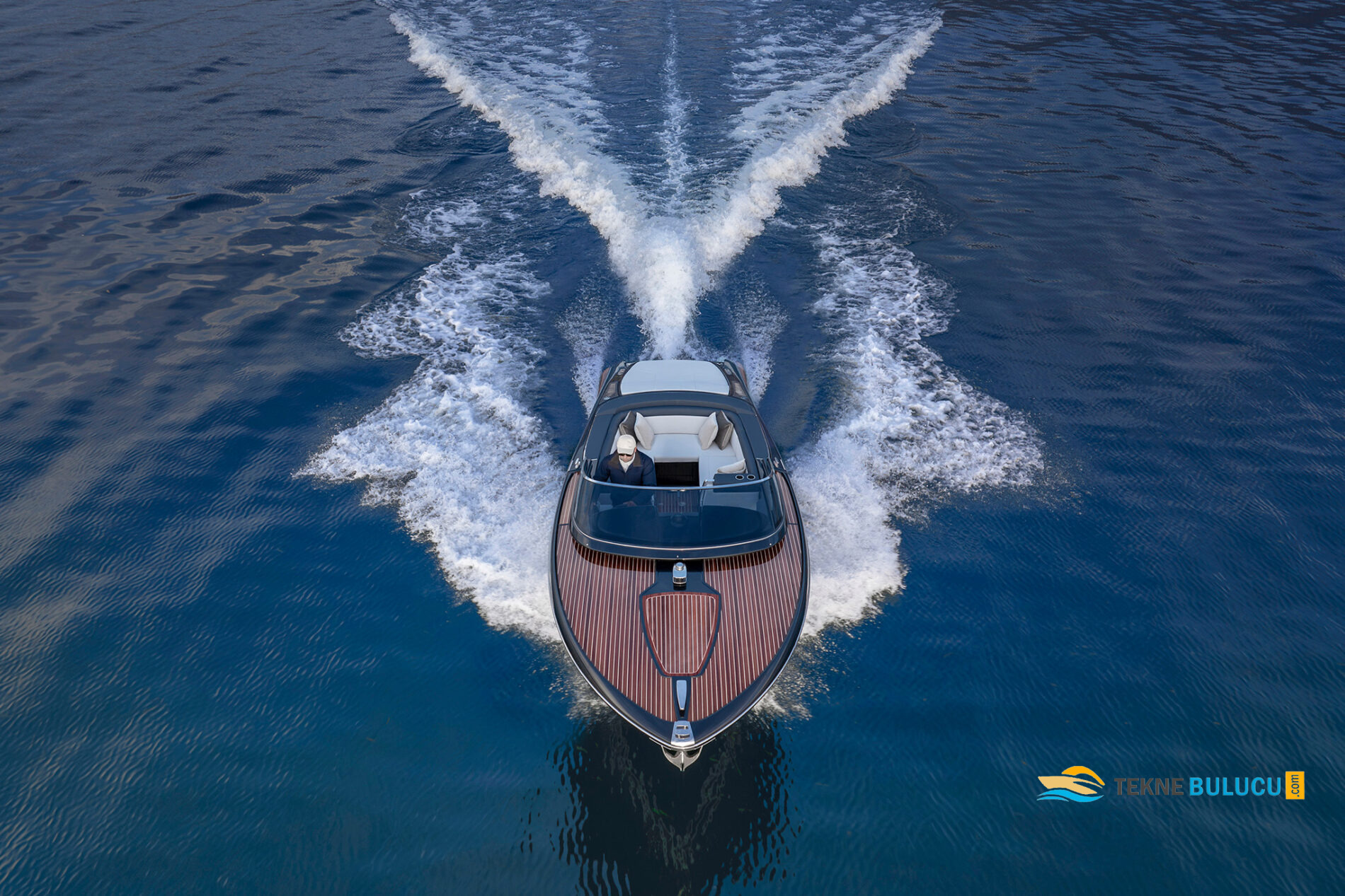 Riva Iseo Super 2014 iç mekan 1
