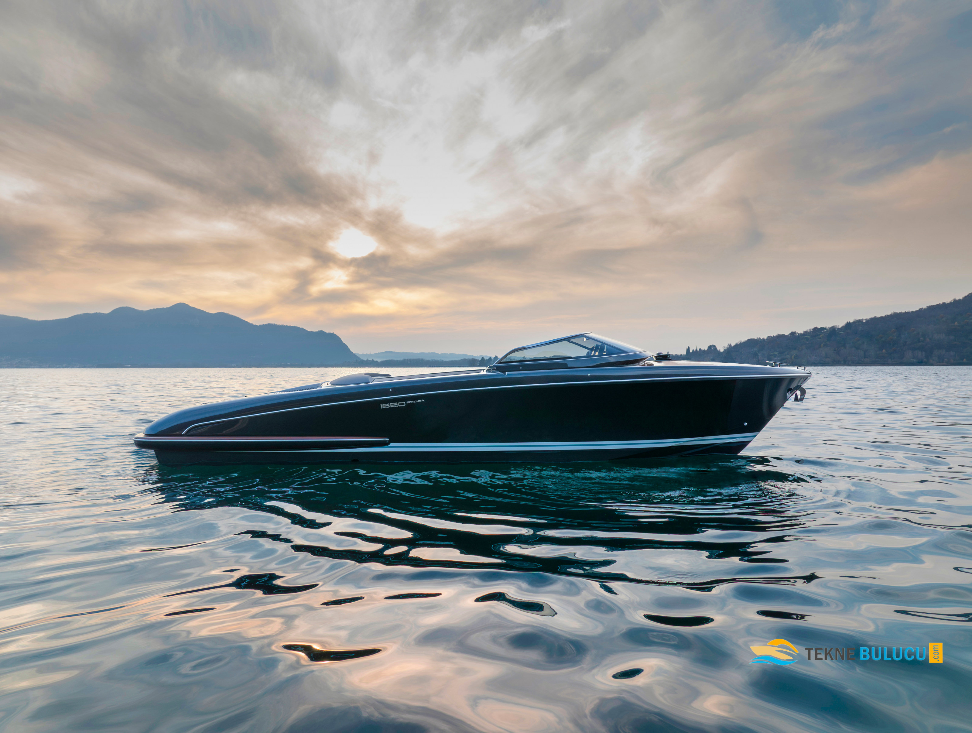 Riva Iseo Super 2019 iç mekan 1