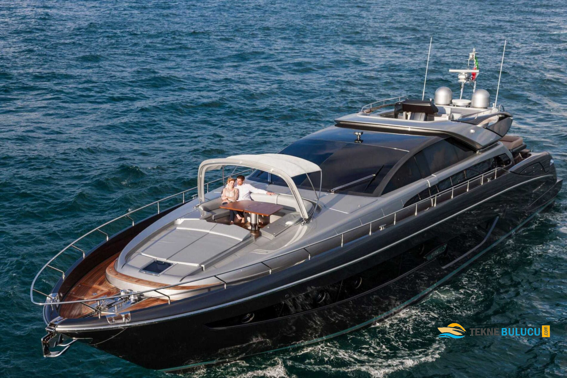 Riva 88 Domino Super 2025 iç mekan 1