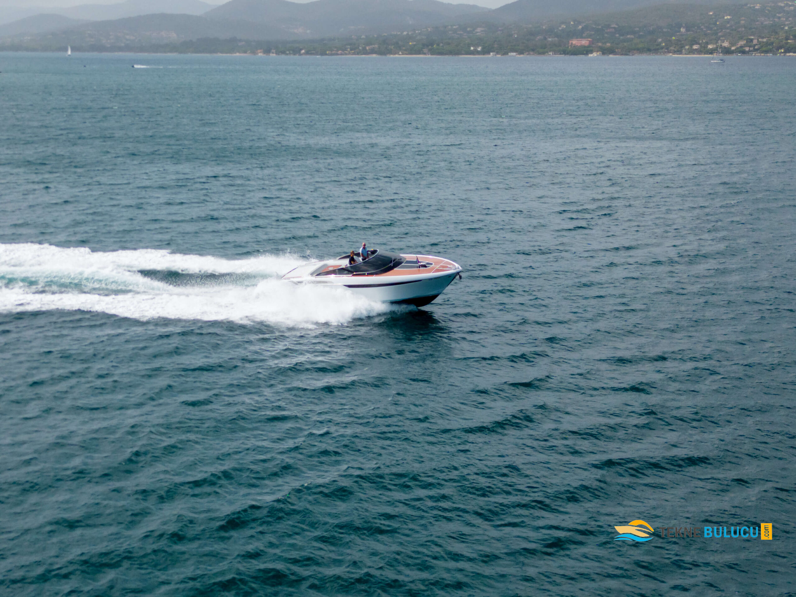 Riva Rivamare 38 2019 iç mekan 1