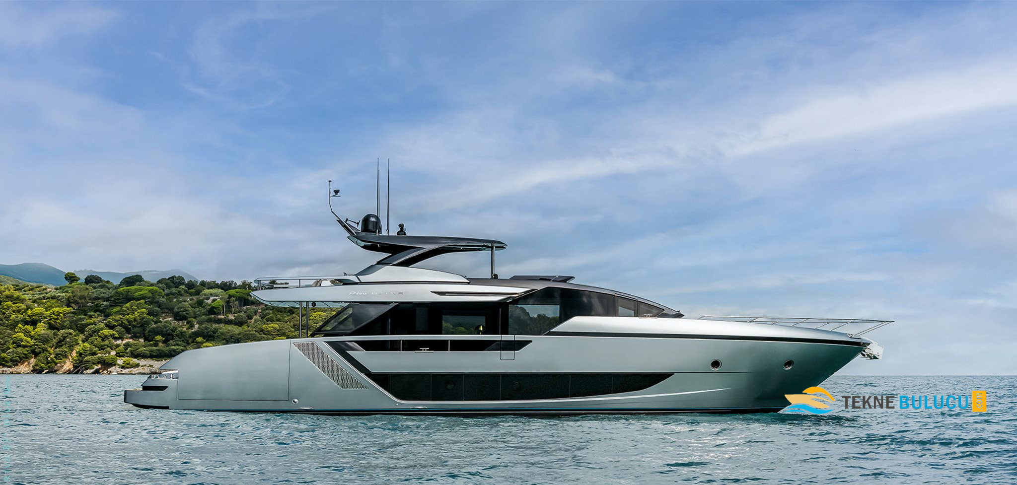 Riva 82 Diva 2024 iç mekan 1