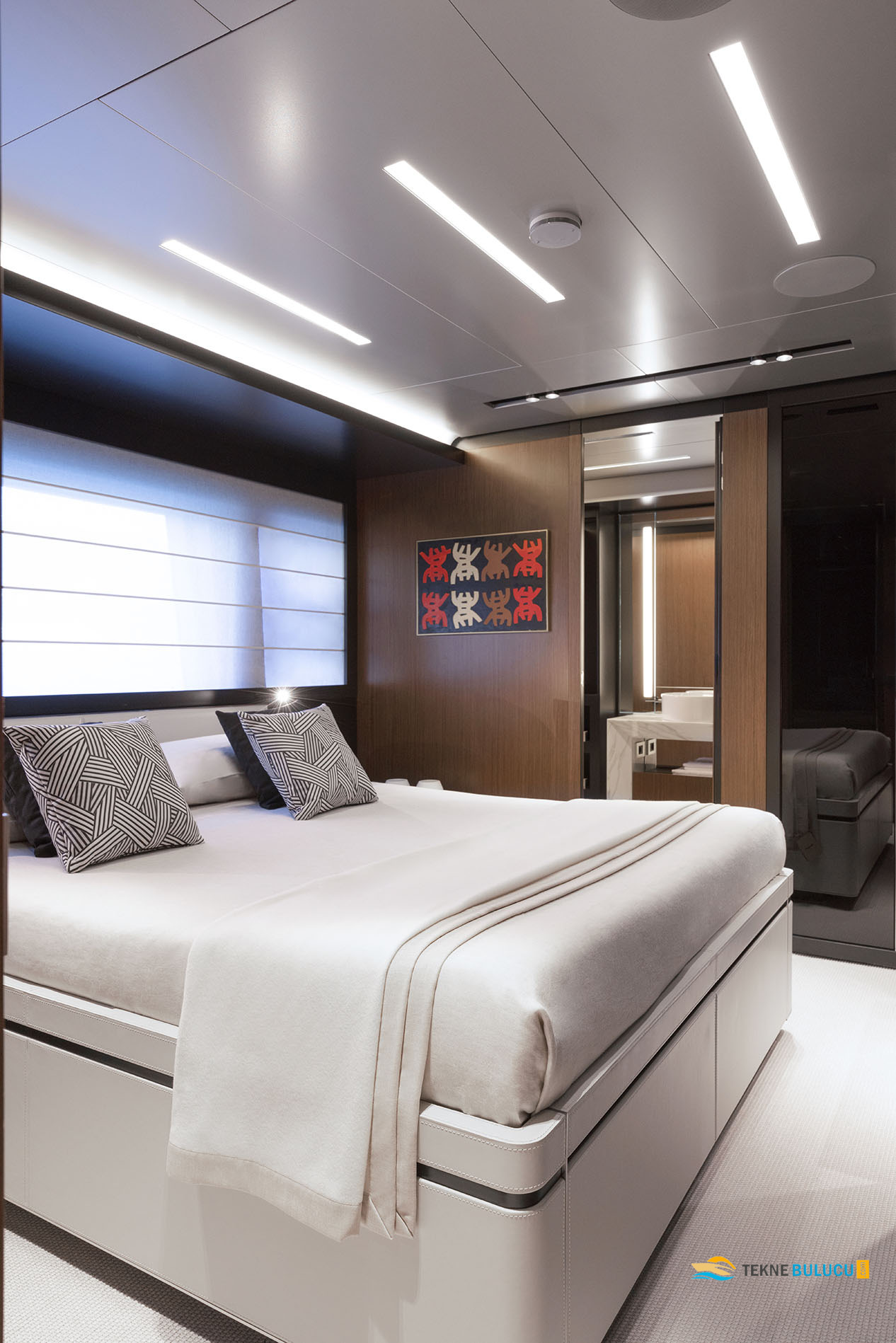 Riva 102 Corsaro Super 2026 iç mekan 1