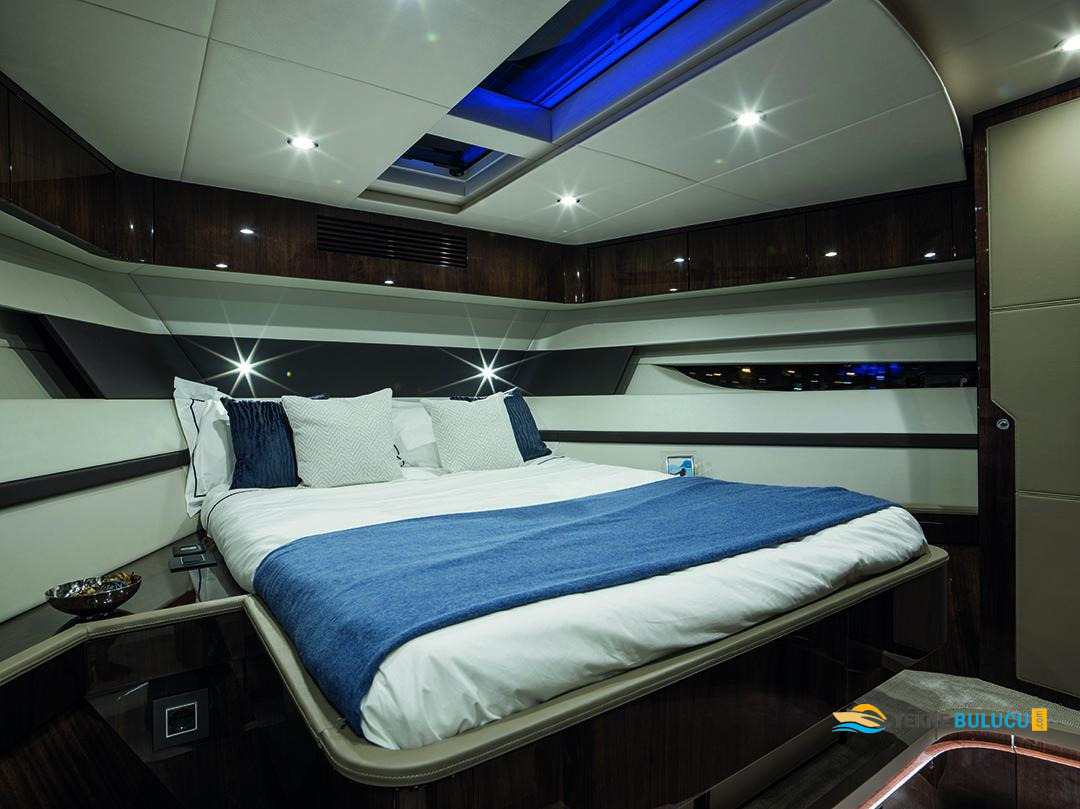 Fairline Targa 63 GTO 2026 iç mekan 1