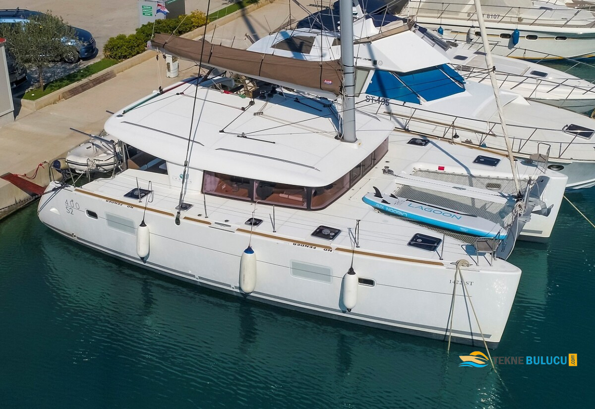 Lagoon 400 2012 iç mekan 1