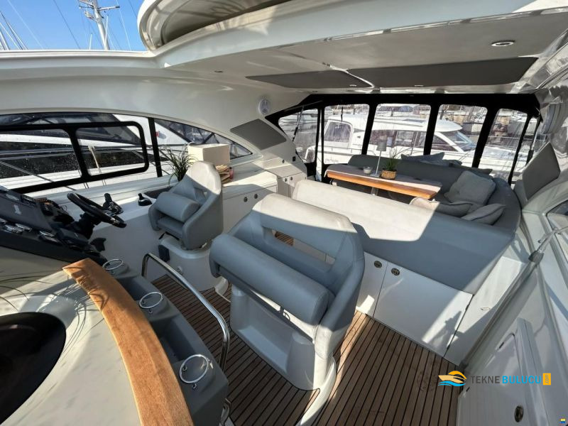 Beneteau Monte Carlo 42 2010 iç mekan 1