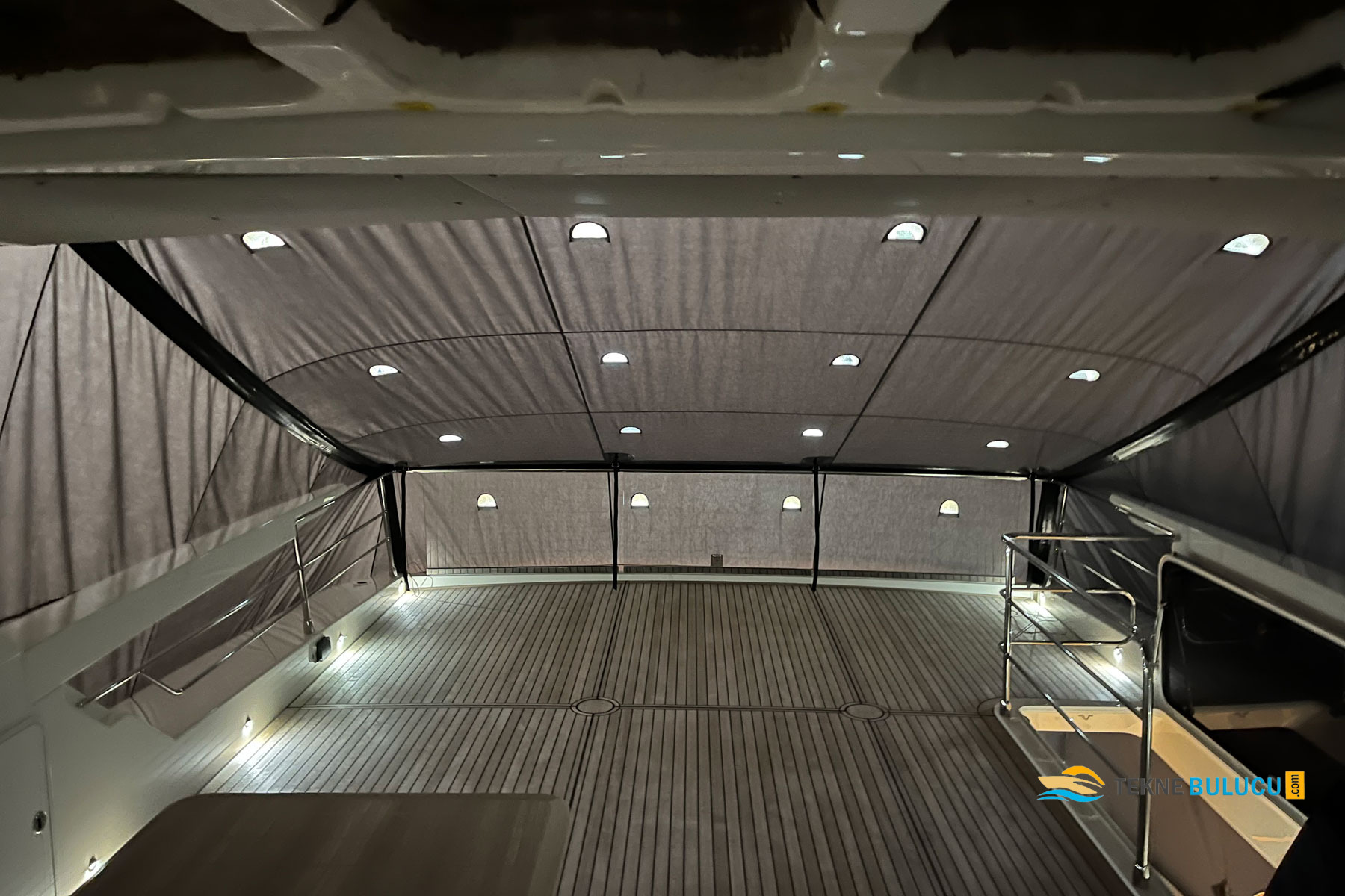 Absolute Navetta 64 2024 iç mekan 1