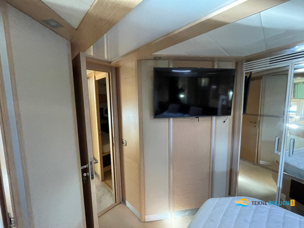 Dominator 680 2011 iç mekan 1