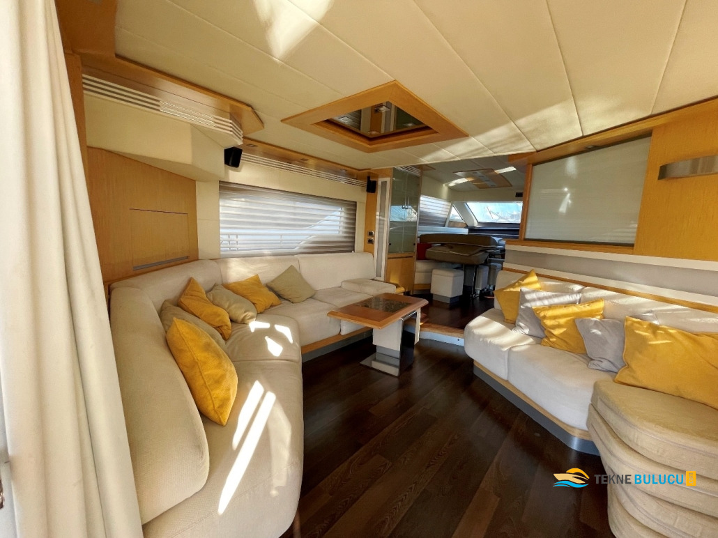 Dominator 680 2014 iç mekan 1