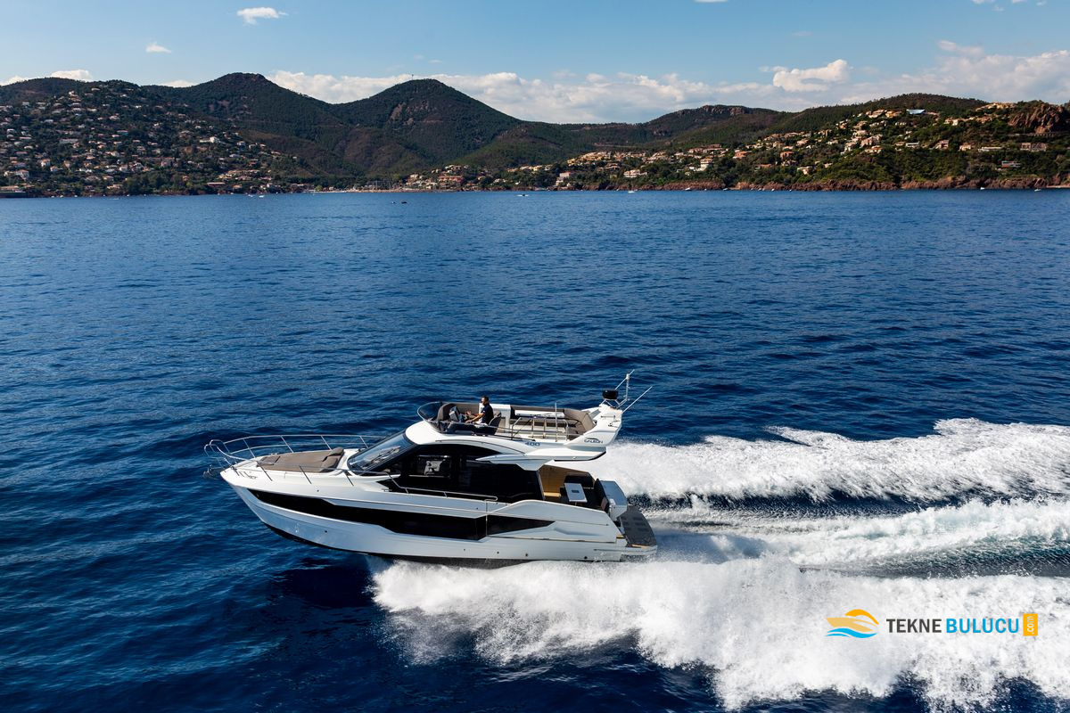 Galeon 400 Fly 2024 iç mekan 1