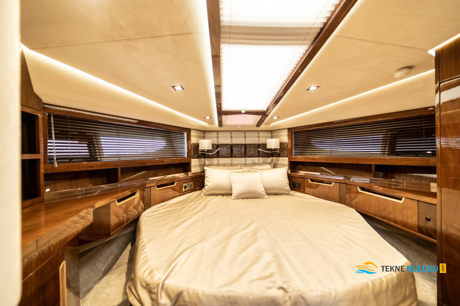 Galeon 420 Fly 2020 iç mekan 1