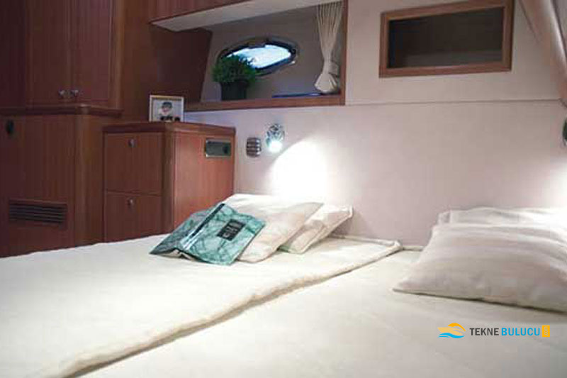 Galeon 440 Fly 2018 iç mekan 1