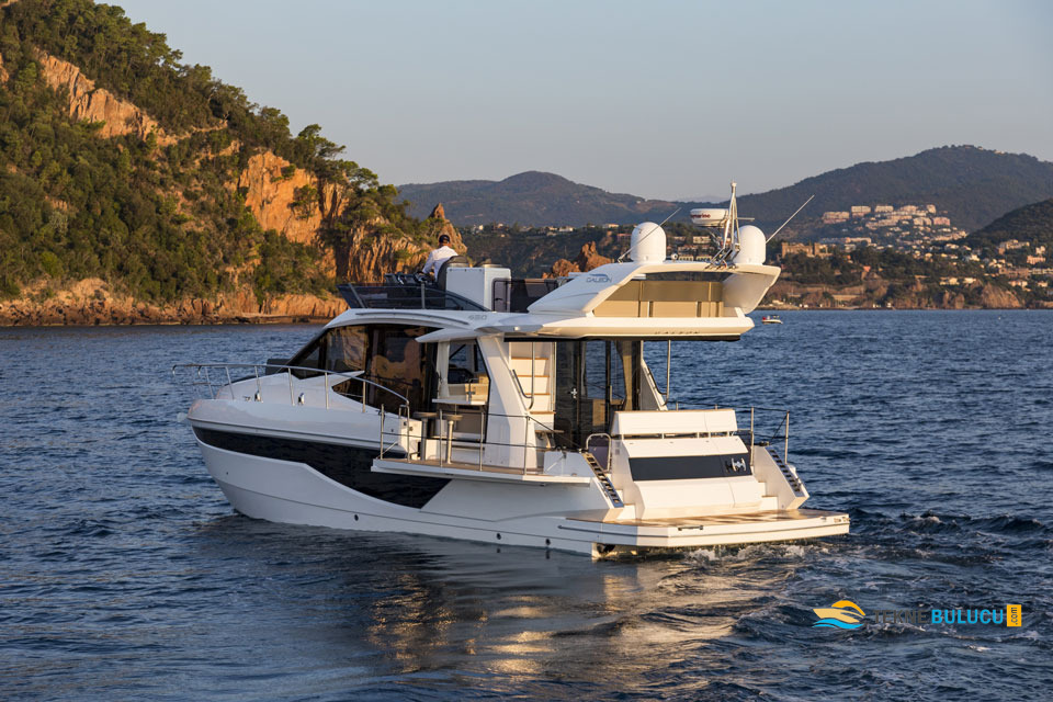 Galeon 460 Fly 2026 iç mekan 1