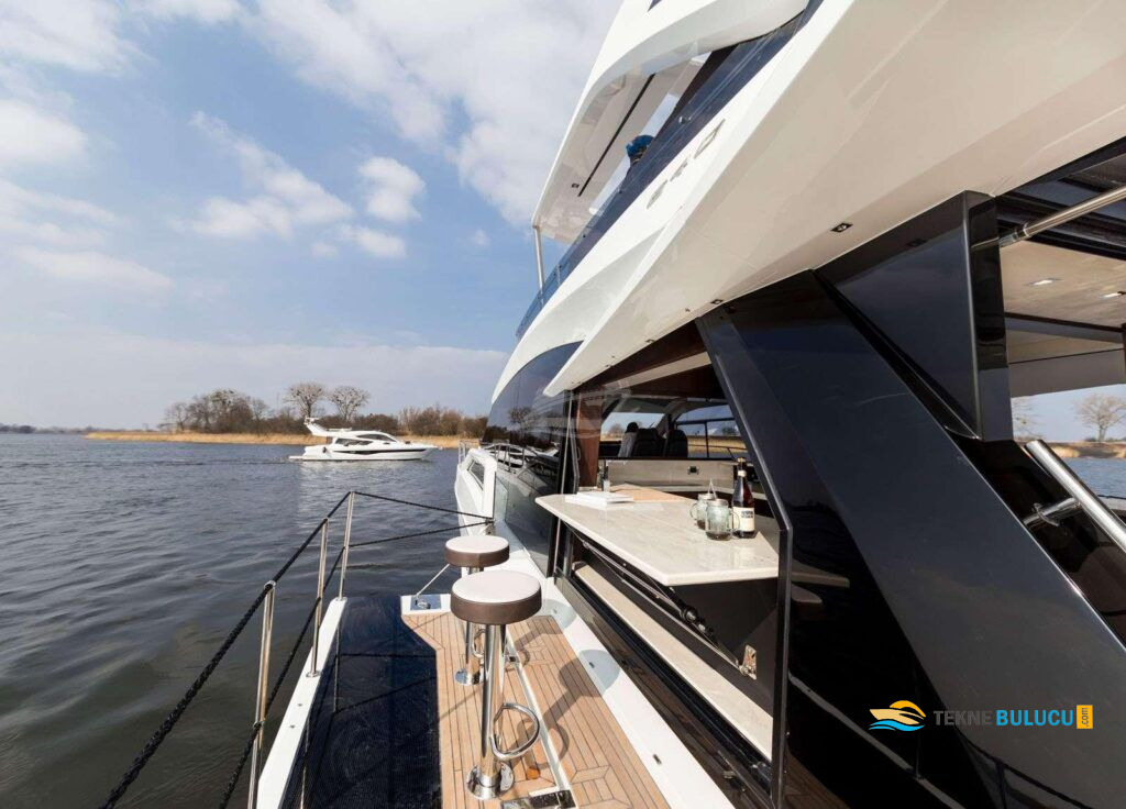 Galeon 640 Fly 2019 iç mekan 1