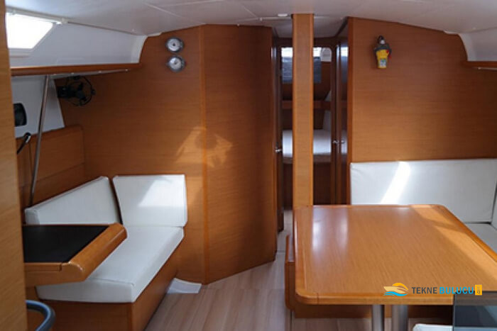 Jeanneau Sun Odyssey 439 2016 iç mekan 1