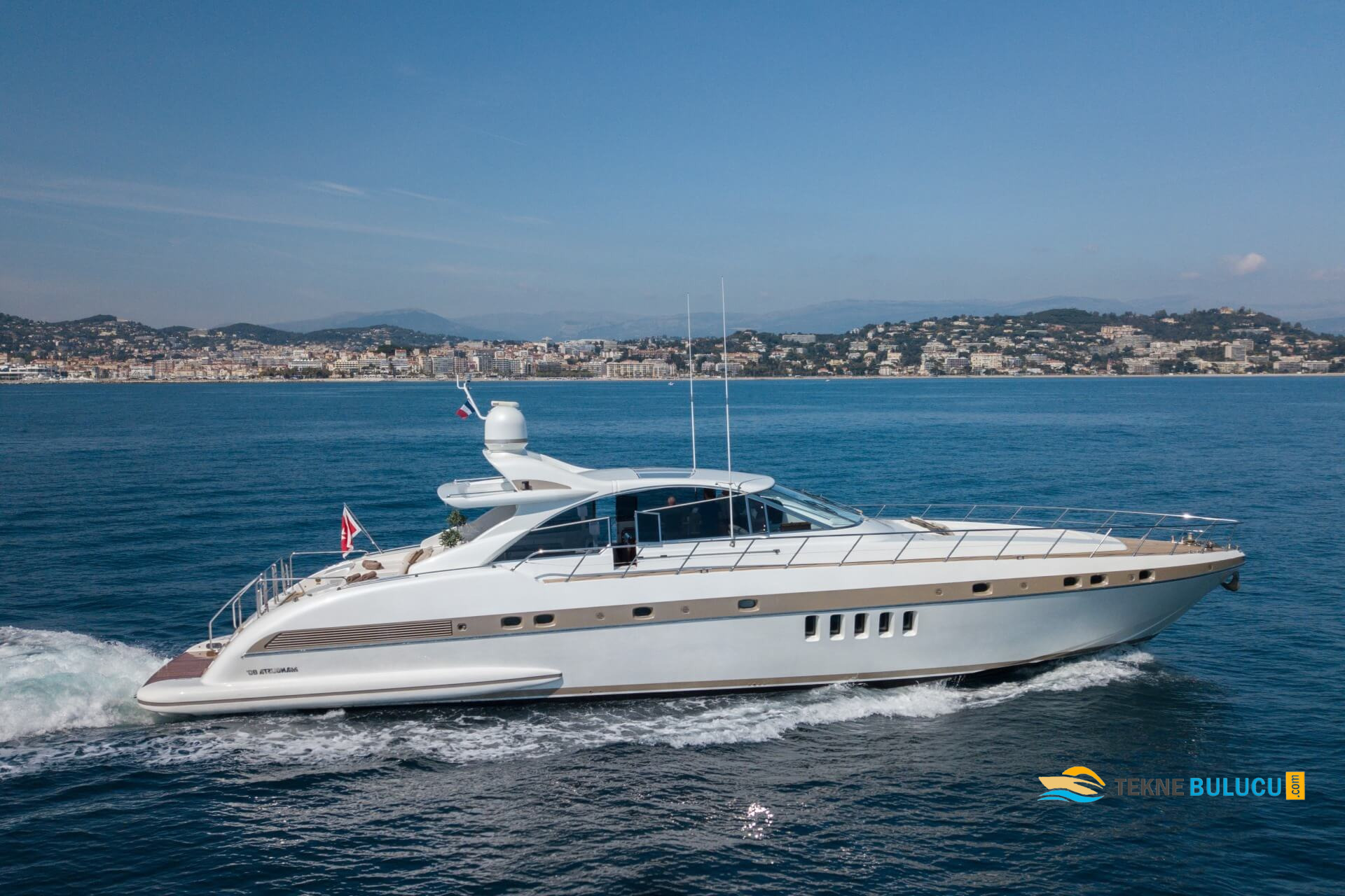 Mangusta 80 2011 iç mekan 1