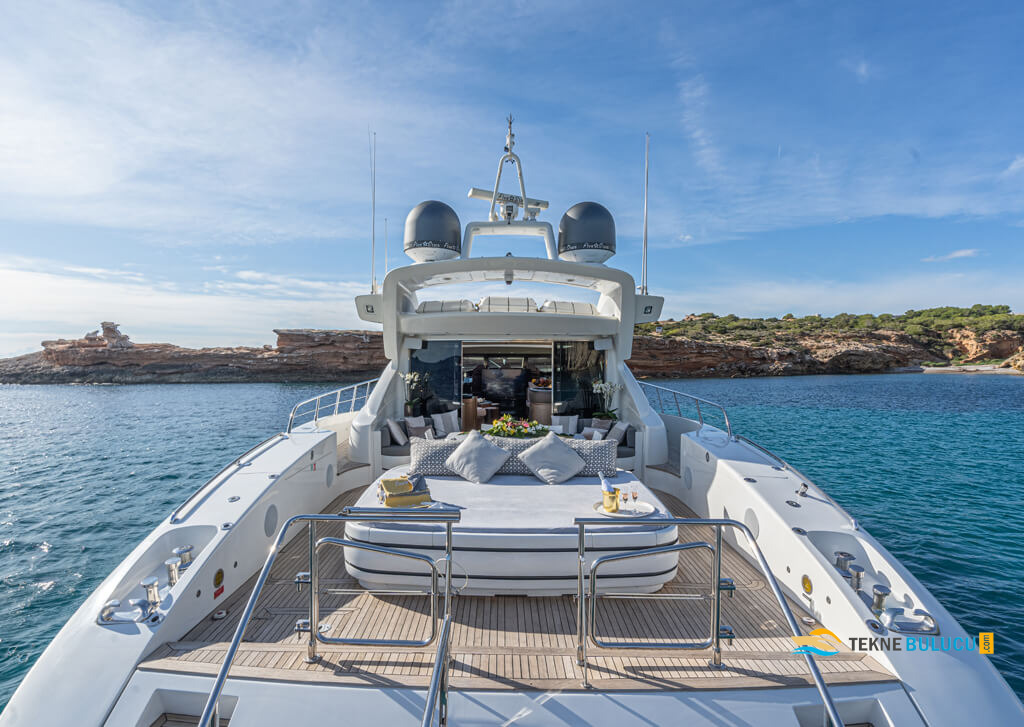 Mangusta 92 2016 iç mekan 1