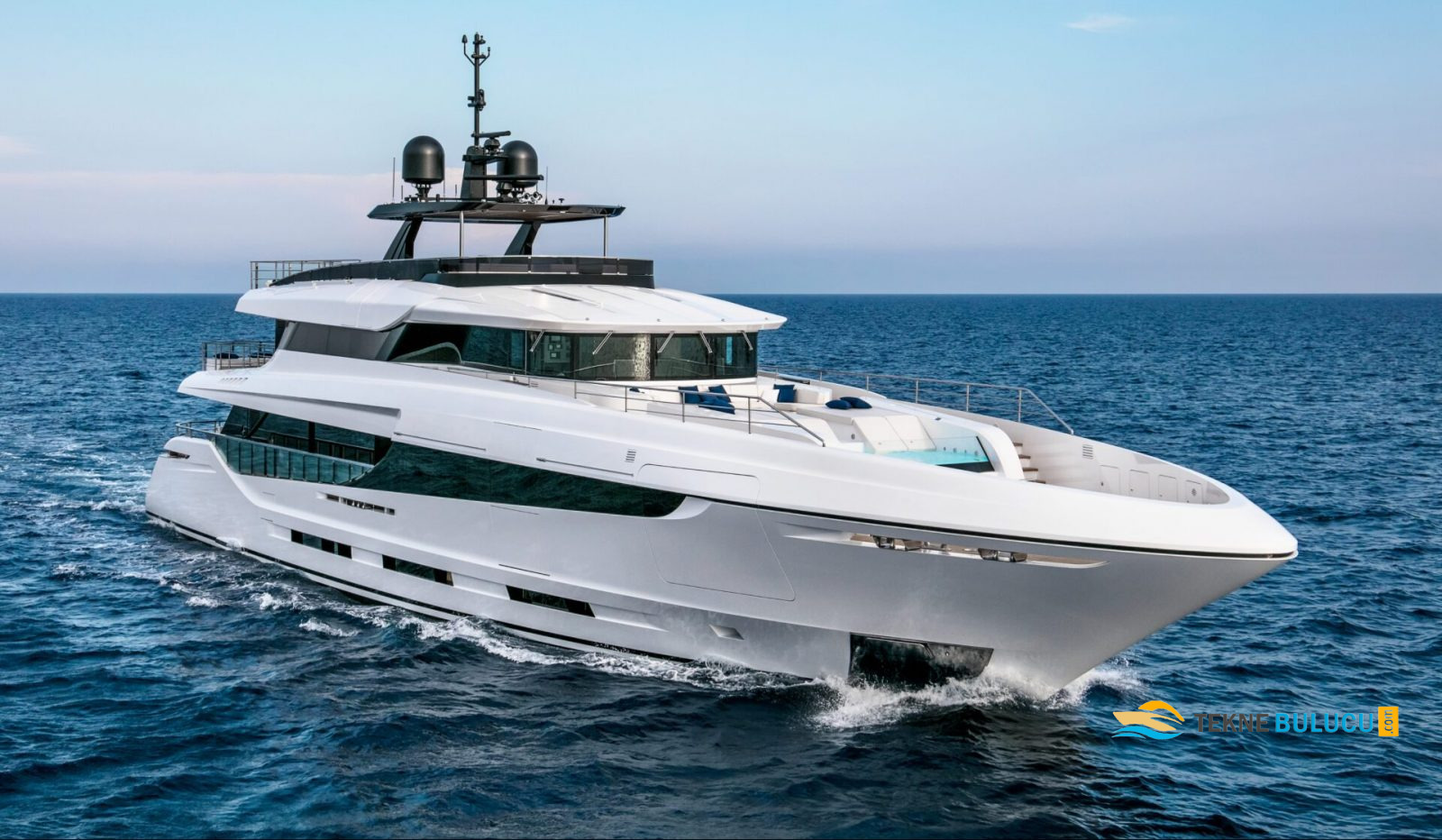 Mangusta Oceano 42 2019 iç mekan 1