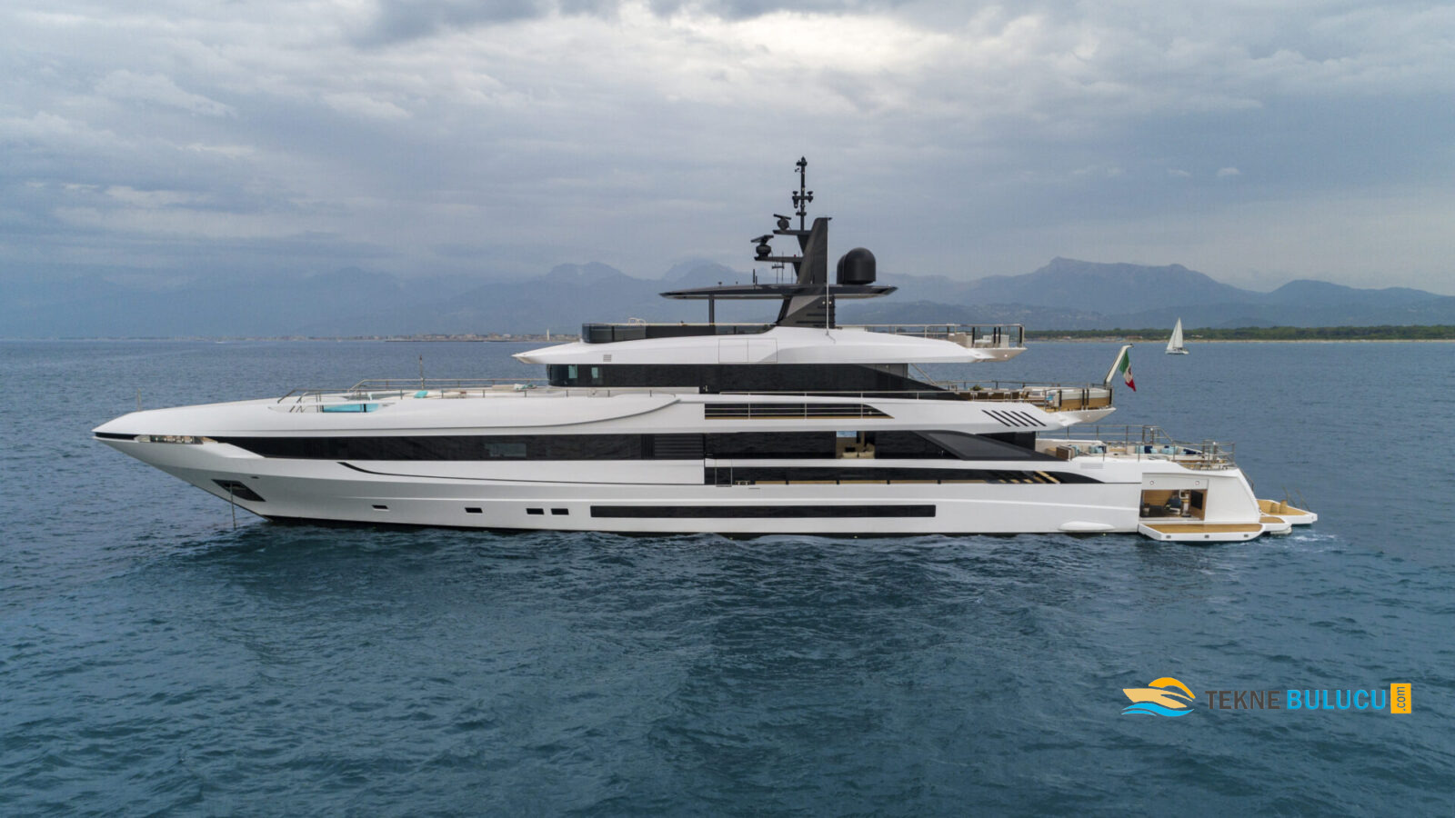 Mangusta Oceano 50 2023 iç mekan 1
