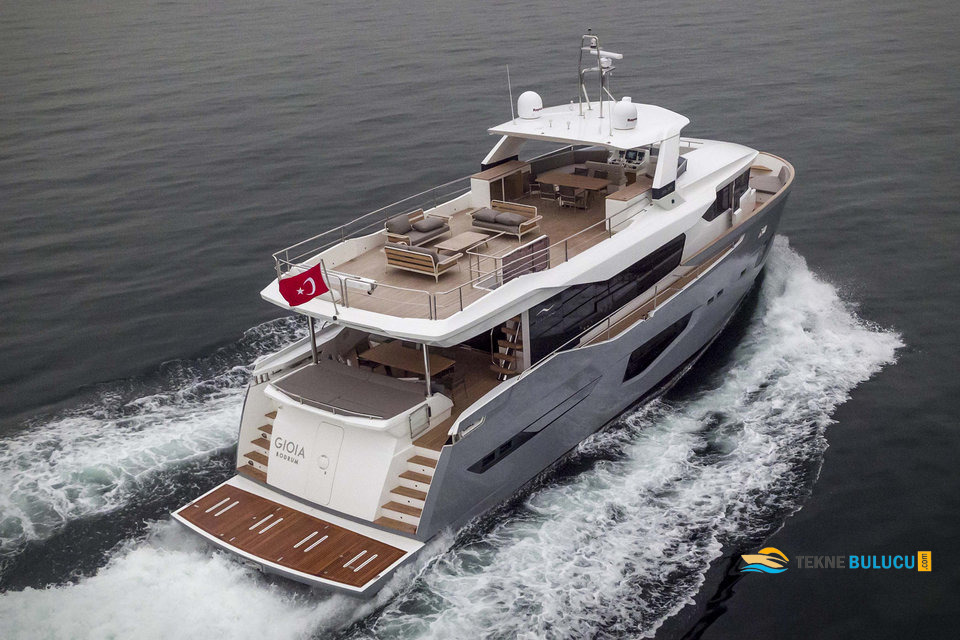 Numarine 26XP 2023 iç mekan 1