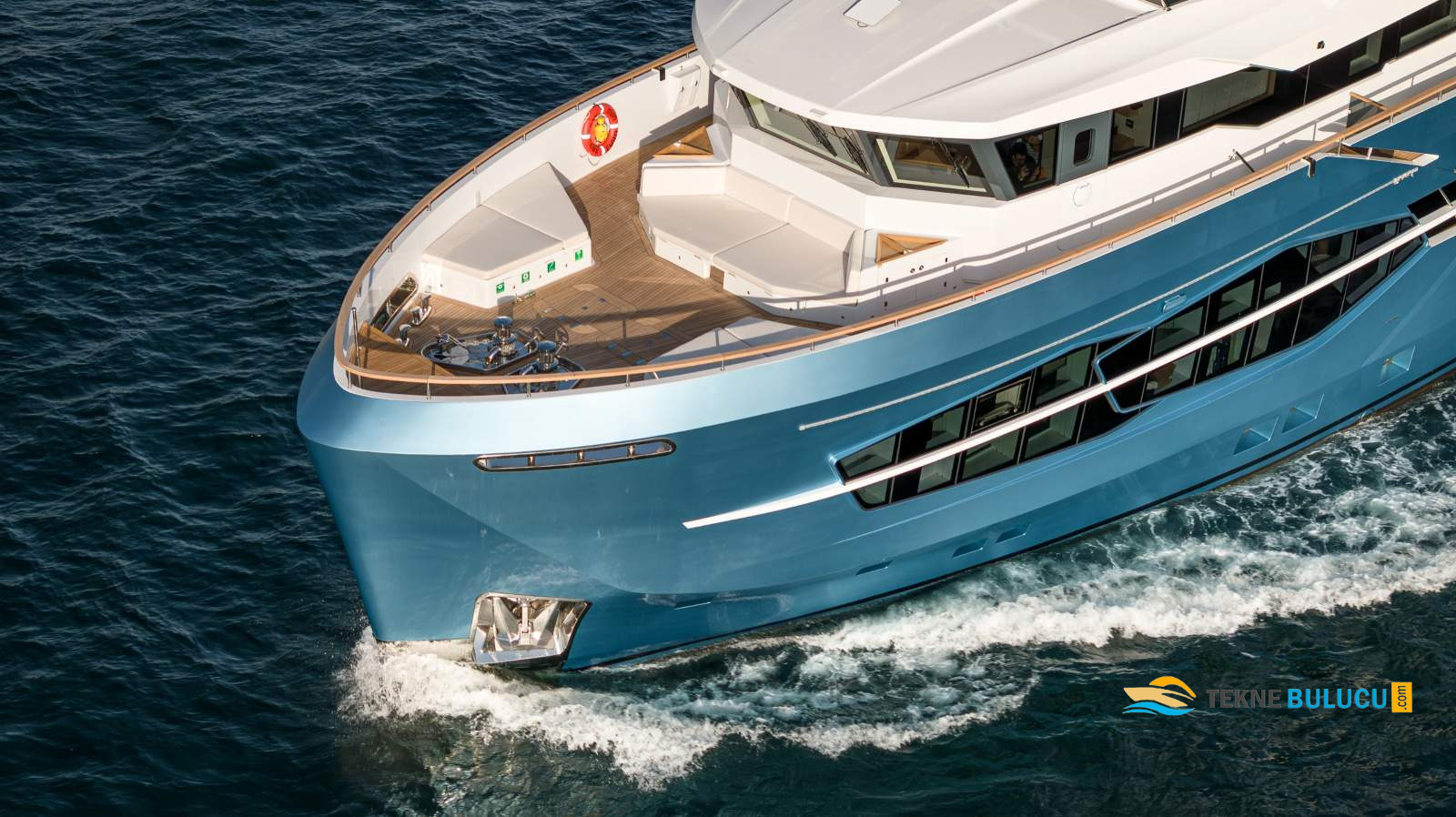 Numarine 32XP 2017 iç mekan 1