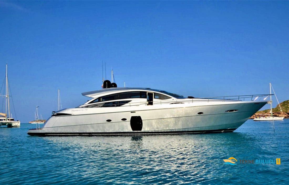 Pershing 72 2010 iç mekan 1