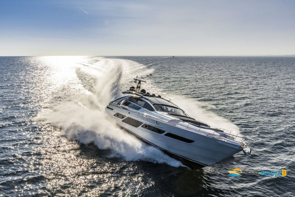Pershing 9X 2023 iç mekan 1