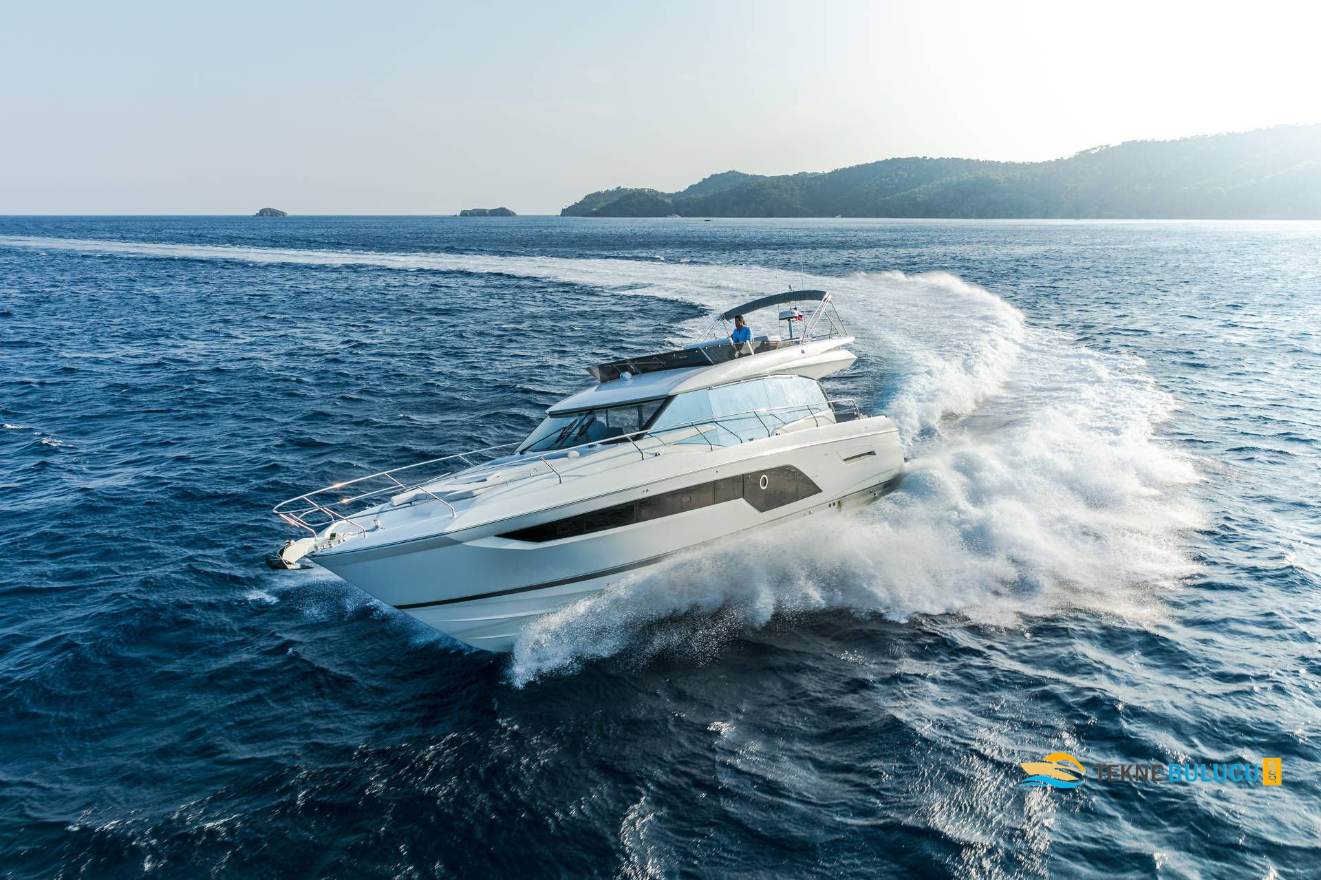 Prestige 590 2023 iç mekan 1