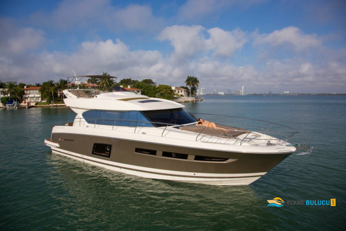 Prestige 620 2016 iç mekan 1