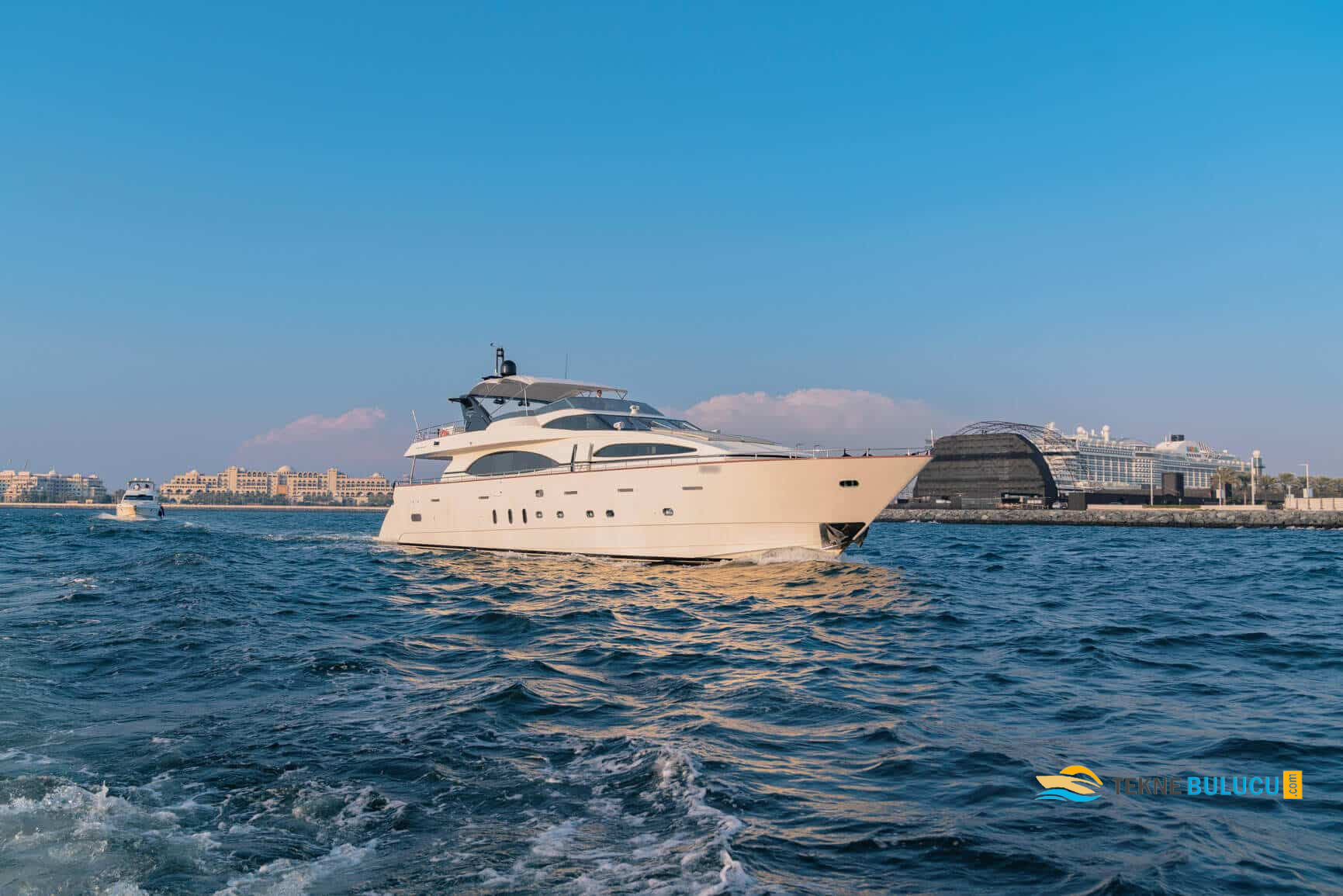 Azimut 100 Jumbo 1999 iç mekan 2