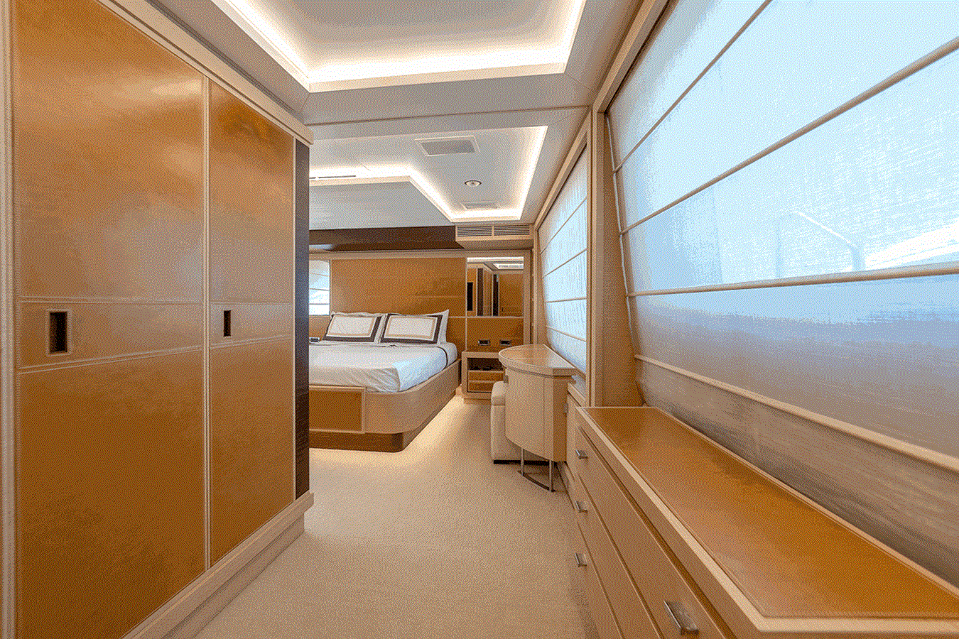 Benetti Delfino Classic 1969 Model iç mekan 2