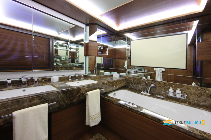 Benetti Delfino 93 2014 Model iç mekan 2