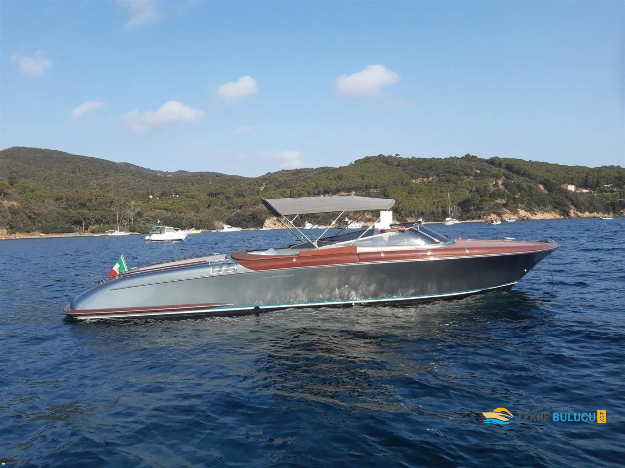 Riva Aquariva Super 33 2012 iç mekan 2