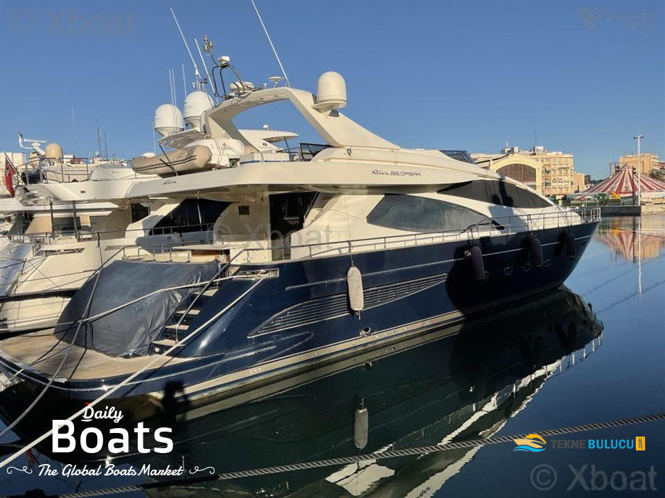 Riva Opera 85 2008 iç mekan 2