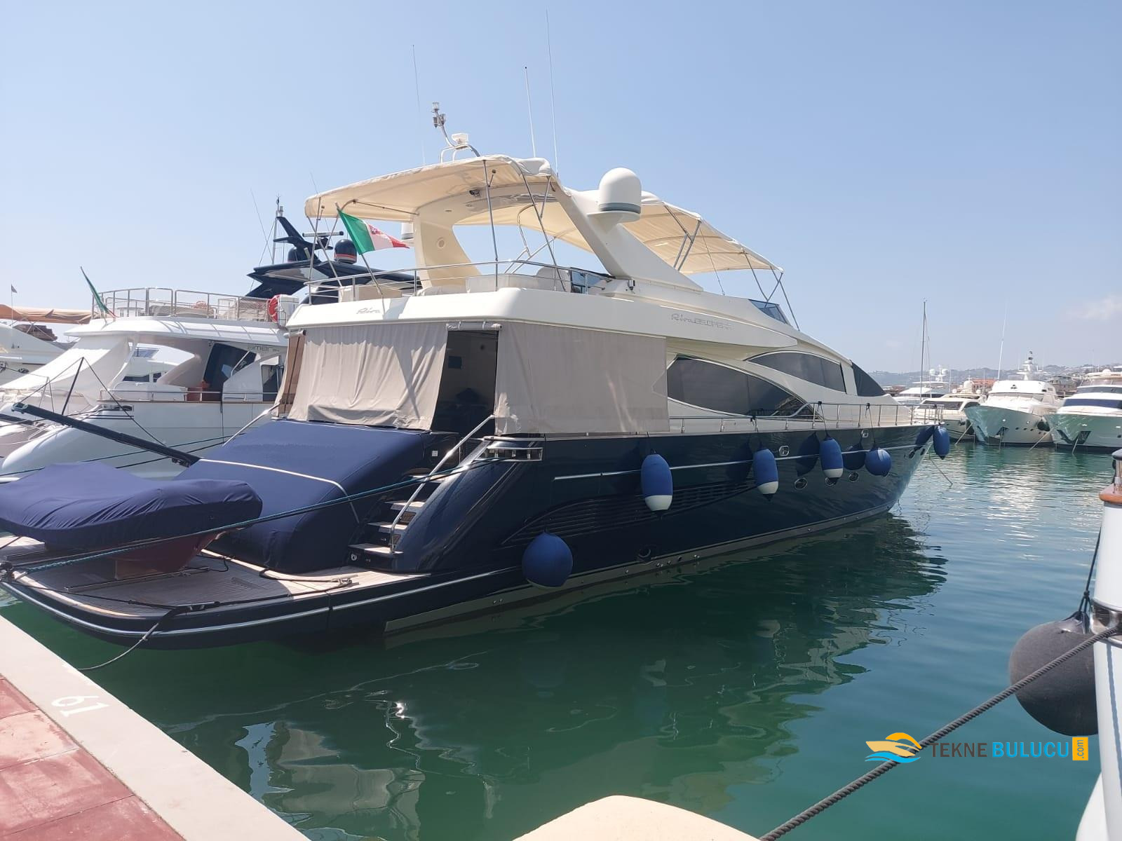 Riva Opera 85 2010 iç mekan 2