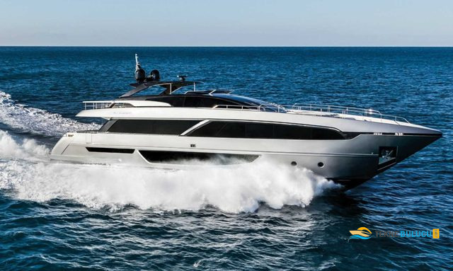 Riva 100 Corsaro 2018 iç mekan 2