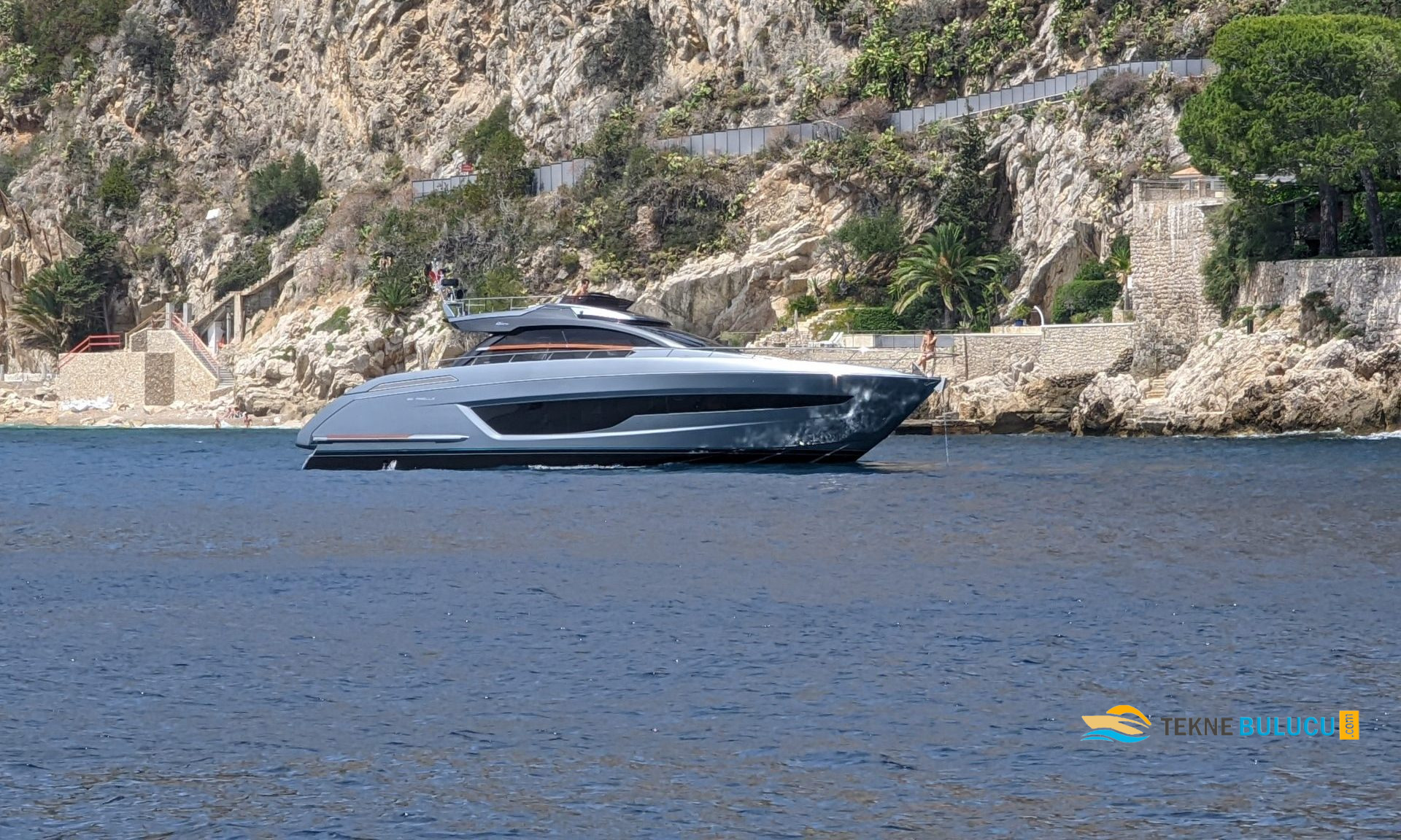 Riva 66 Ribelle 2020 iç mekan 2