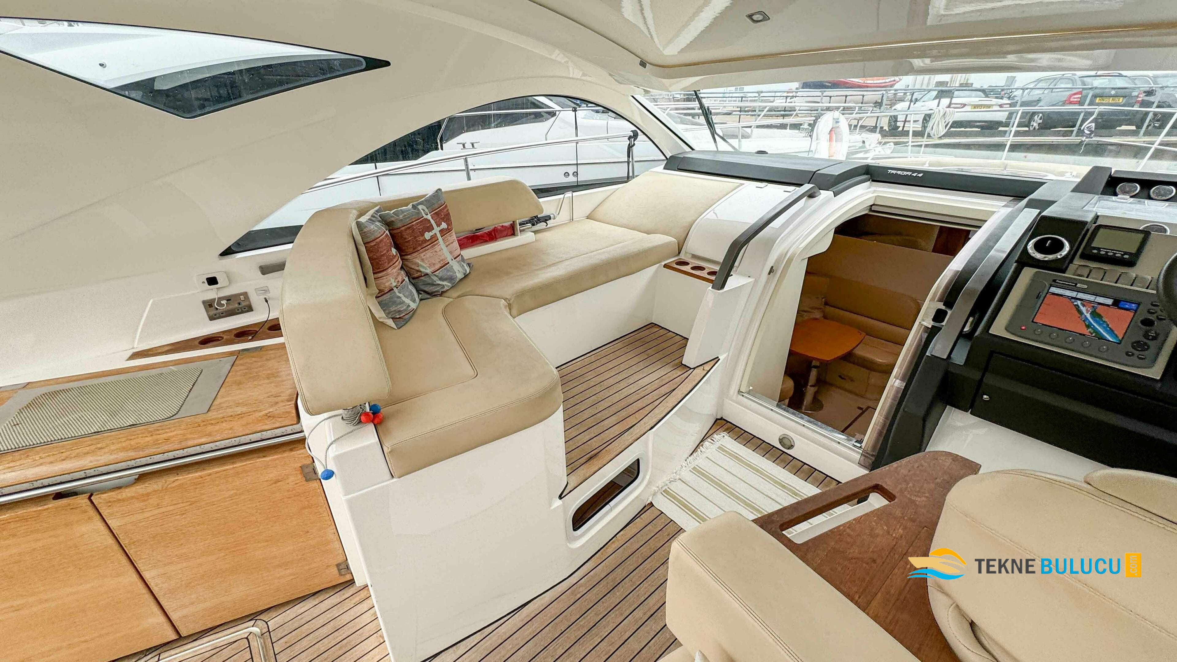 Fairline Targa 44 GT 2012 iç mekan 2