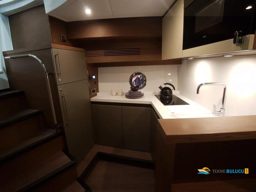 Beneteau Gran Turismo 46 2020 iç mekan 2