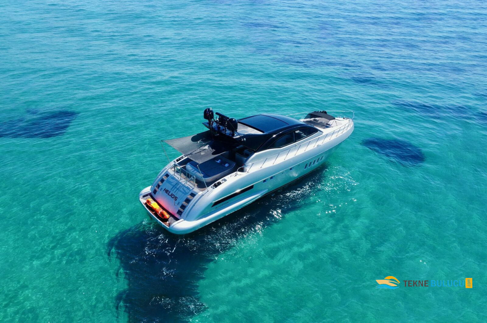 Mangusta 72 2009 iç mekan 2