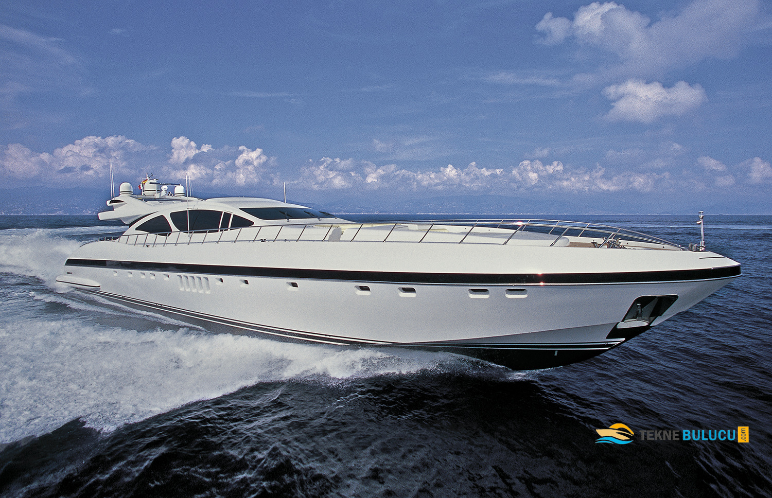 Mangusta 130 2005 iç mekan 2
