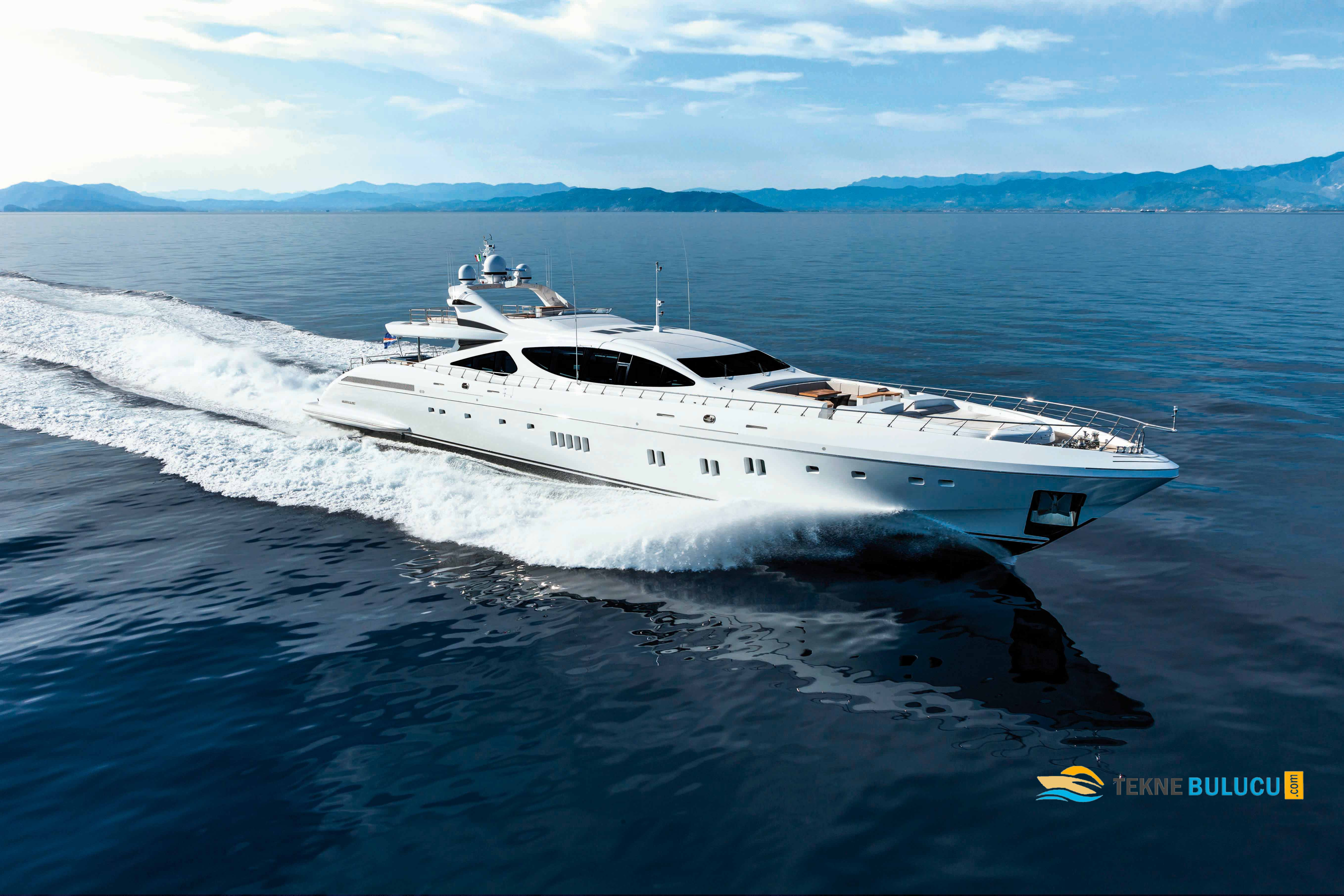 Mangusta 165 2014 iç mekan 2