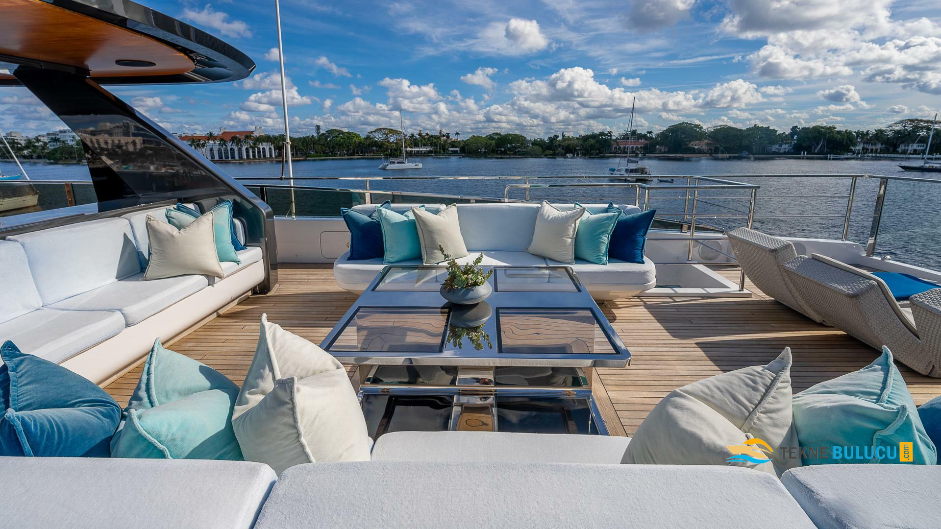 Mangusta Oceano 42 2023 iç mekan 2