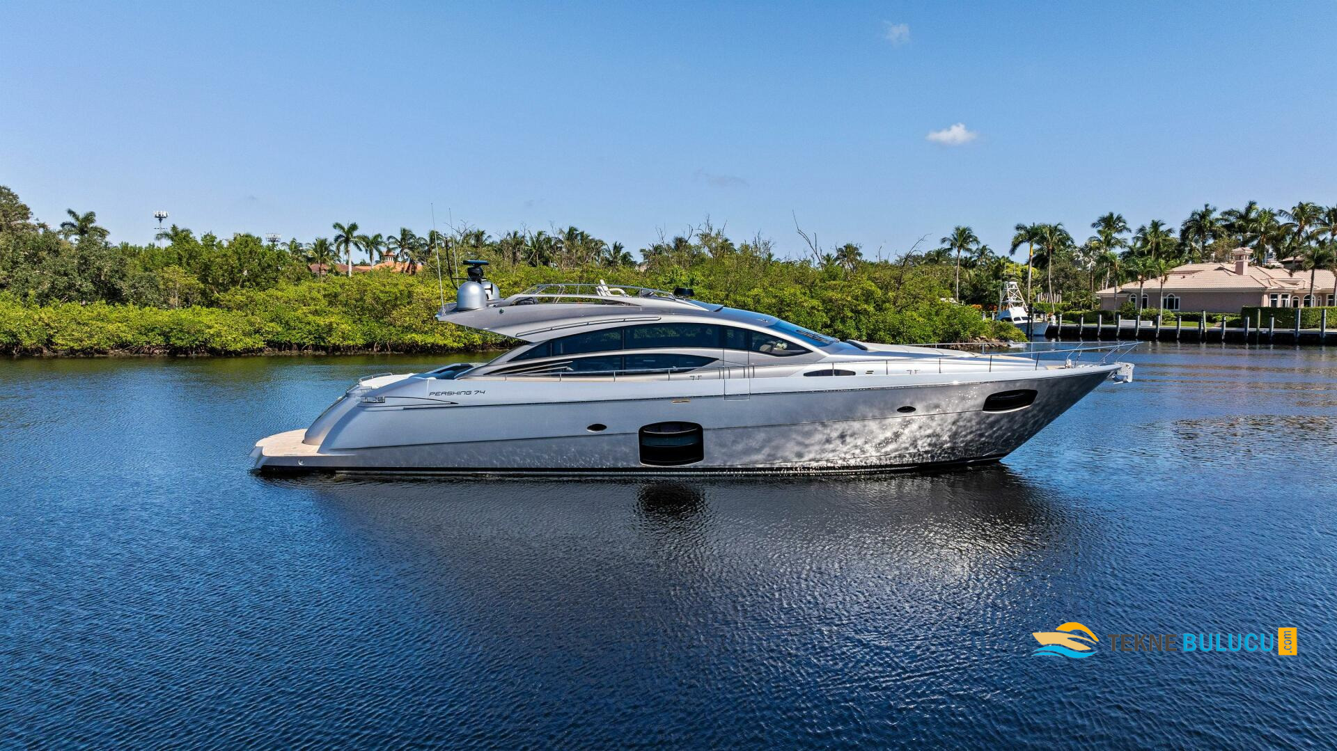 Pershing 74 2018 iç mekan 2