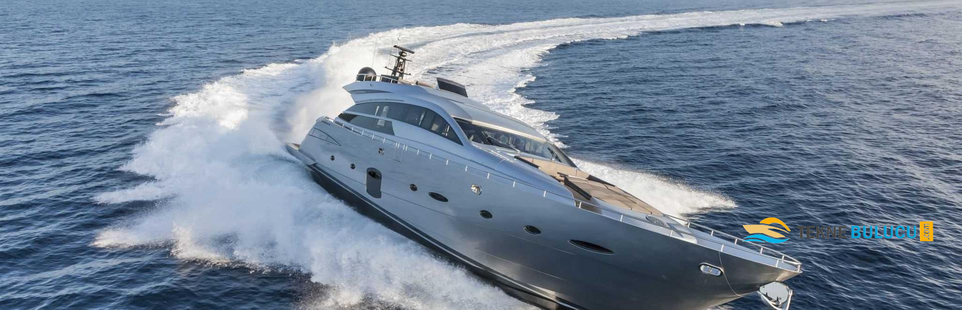 Pershing 92 2014 iç mekan 2