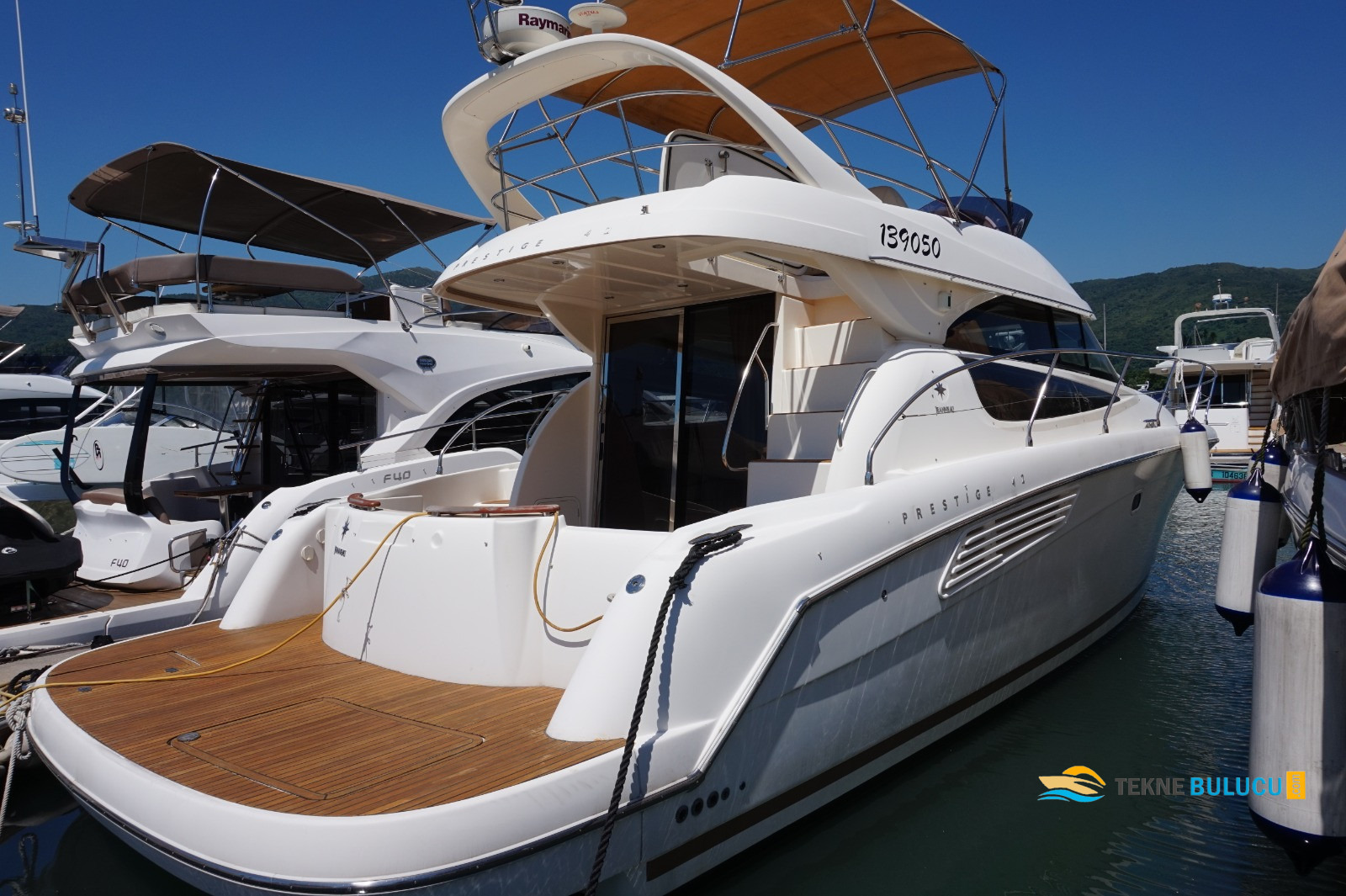 Prestige 42 2013 iç mekan 2