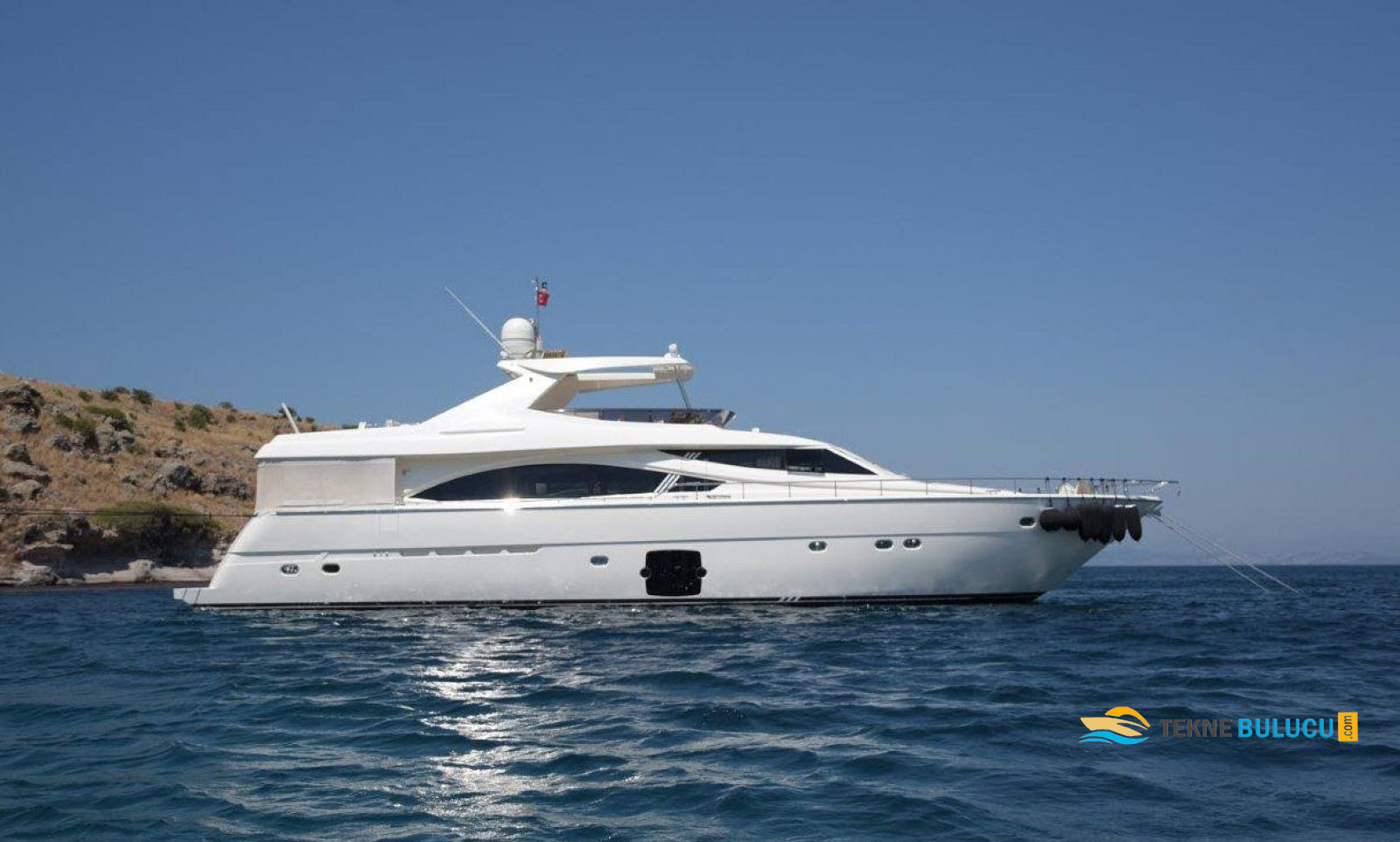 Ferretti 830 2012 iç mekan 2