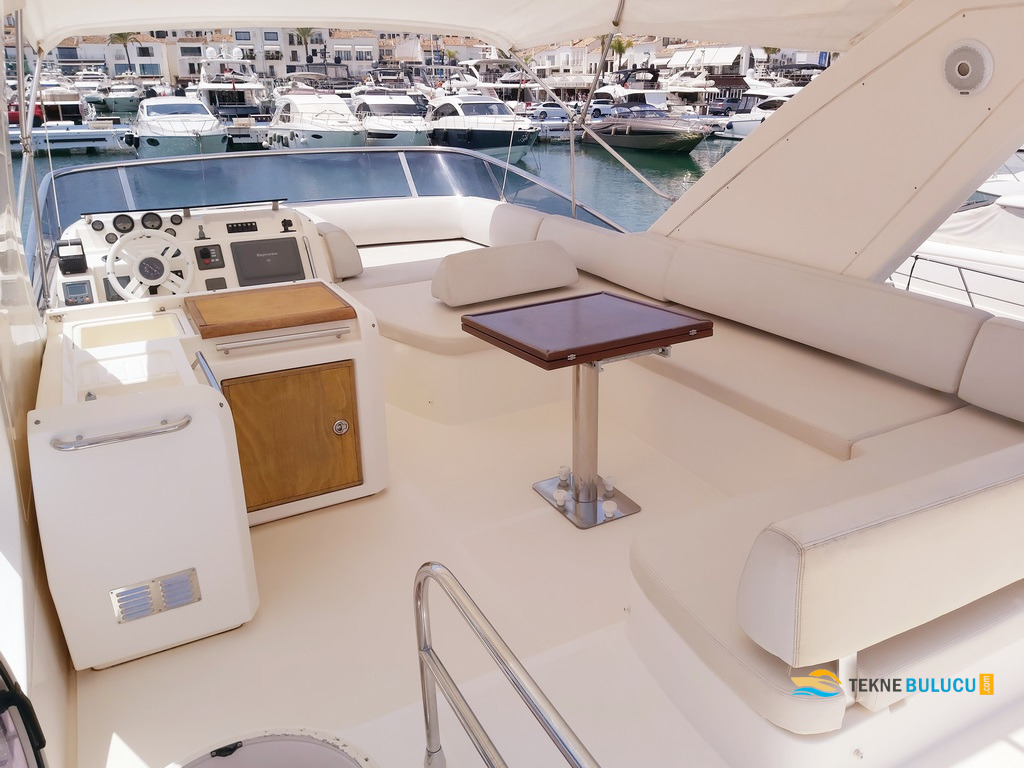 Azimut 58 Fly 2008 iç mekan 3