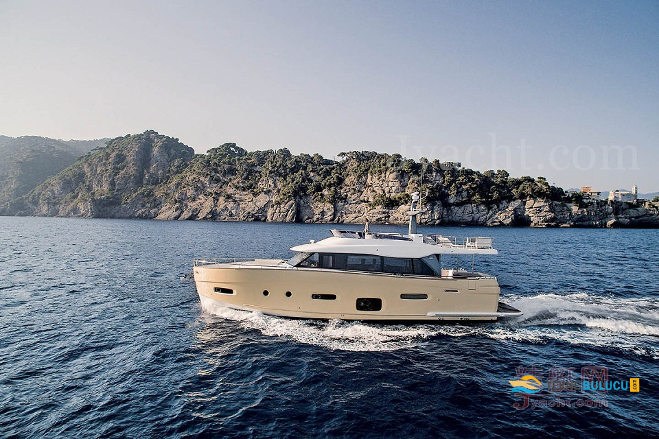 Azimut Magellano 66 2016 iç mekan 3