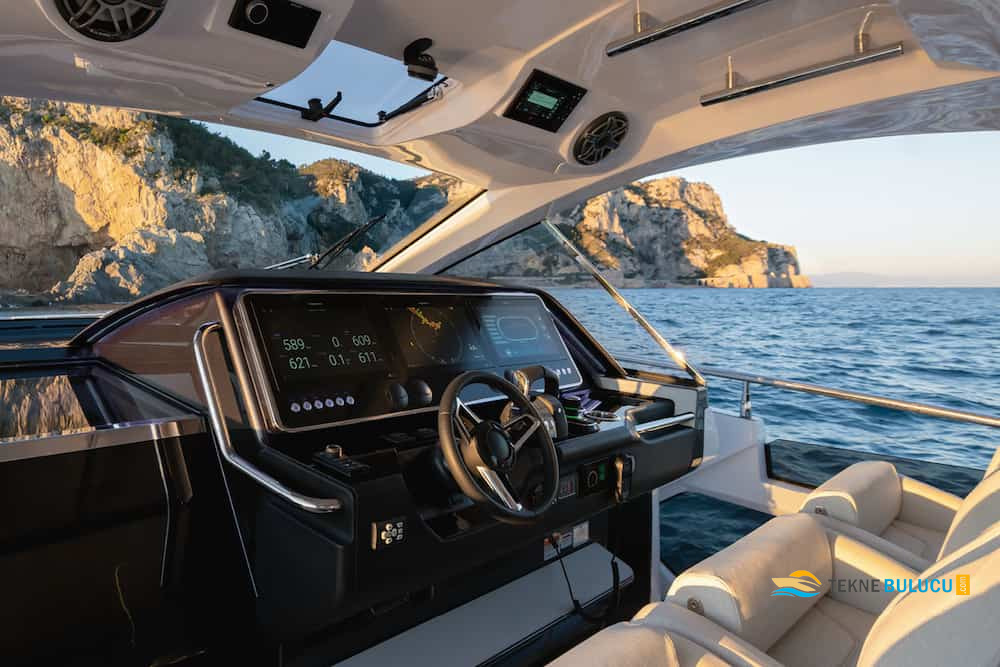 Azimut Verve 47 2021 iç mekan 3
