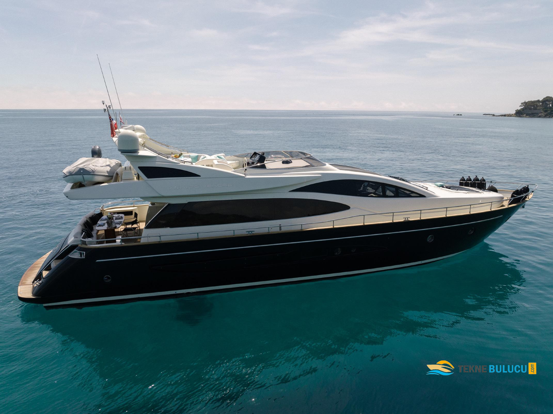 Riva Opera 85 2010 iç mekan 3
